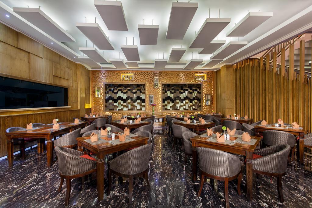Sahati Hotel Jakarta Exterior photo