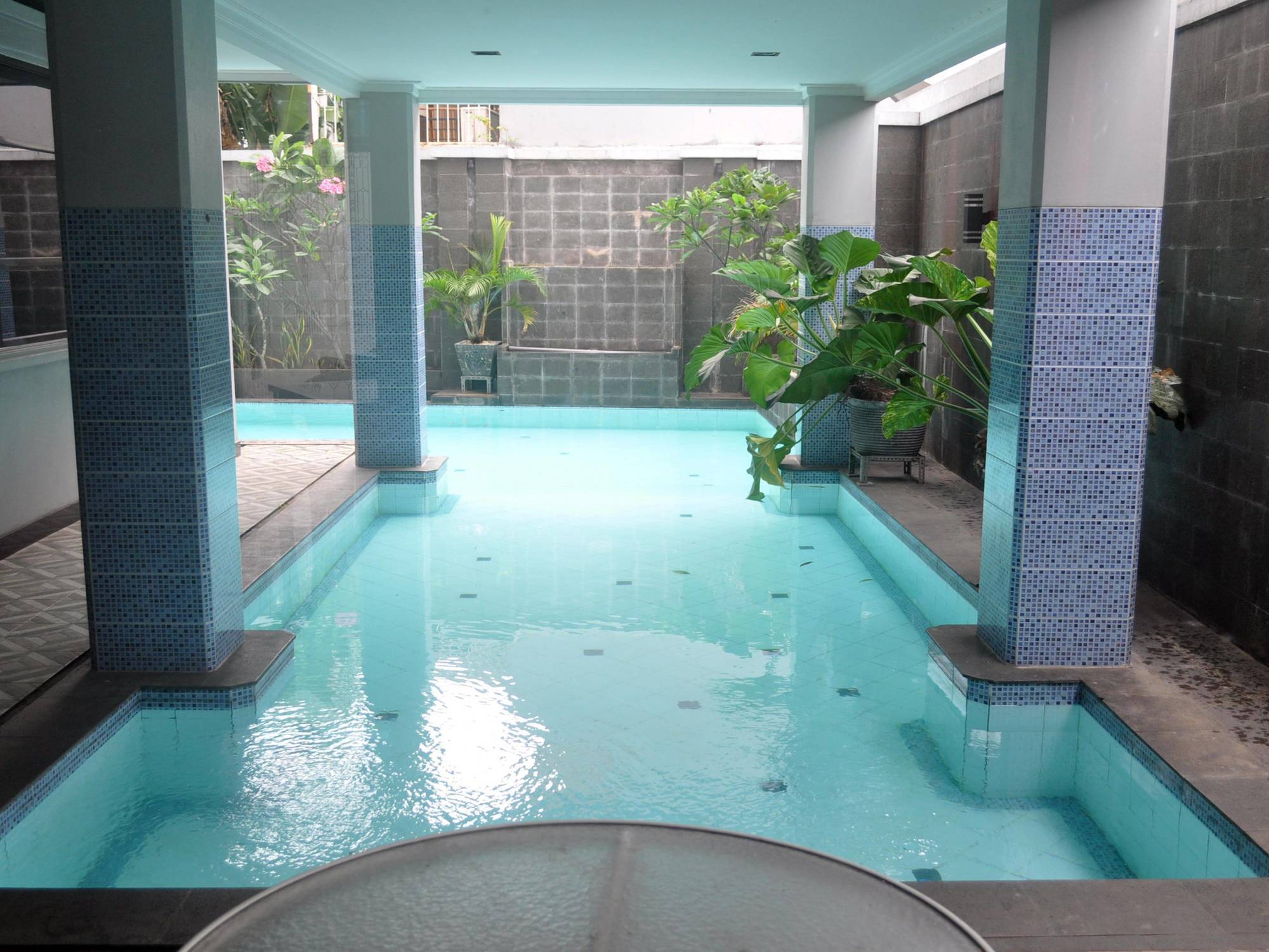 Sahati Hotel Jakarta Exterior photo